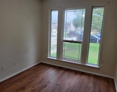 1764 Independence Road - Photo Thumbnail 7
