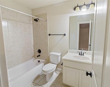 3537 Acropolis Way - Photo Thumbnail 16
