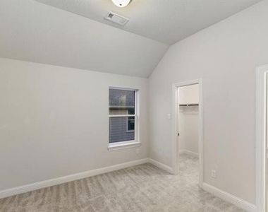 3537 Acropolis Way - Photo Thumbnail 12
