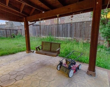 3537 Acropolis Way - Photo Thumbnail 17