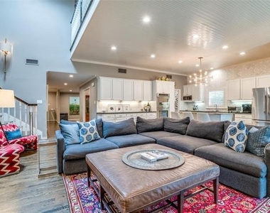 3312 Villanova Street - Photo Thumbnail 16