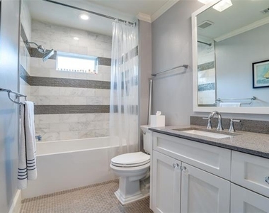 3312 Villanova Street - Photo Thumbnail 7