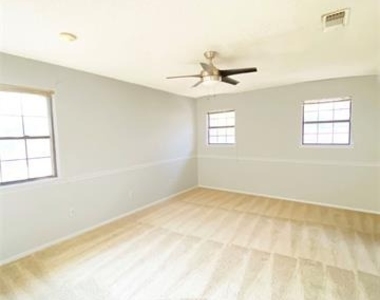 10905 Wintergreen Hill - Photo Thumbnail 18