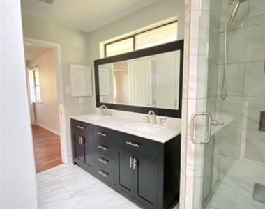 10905 Wintergreen Hill - Photo Thumbnail 27