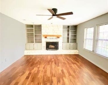 10905 Wintergreen Hill - Photo Thumbnail 12