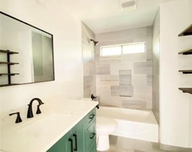 10905 Wintergreen Hill - Photo Thumbnail 20