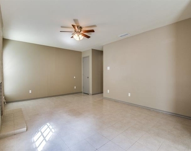7716 Sable Lane - Photo Thumbnail 4