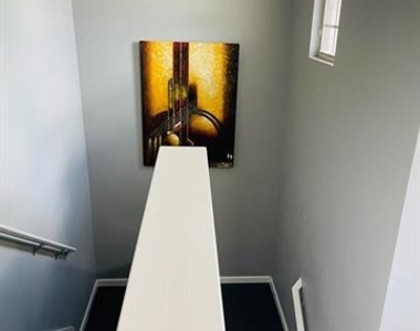 516 Angela Lane - Photo Thumbnail 24