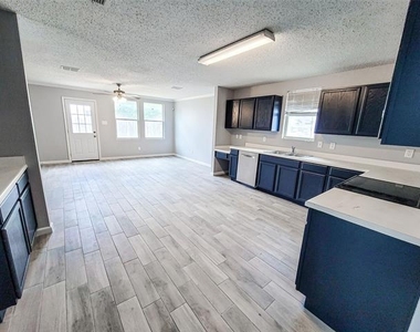 1725 Carolina Ridge Way - Photo Thumbnail 4