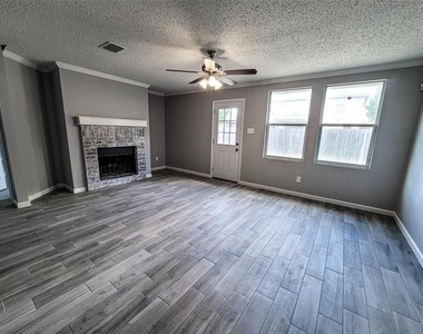 1725 Carolina Ridge Way - Photo Thumbnail 5