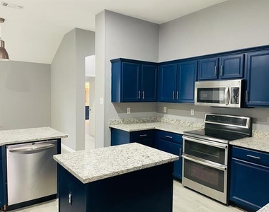 4513 Normandy Way - Photo Thumbnail 12