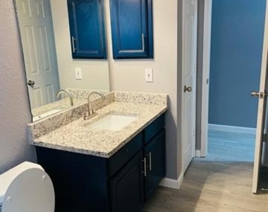 4513 Normandy Way - Photo Thumbnail 34