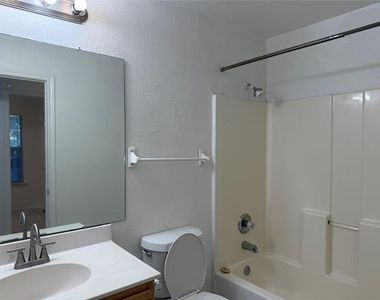5500 David Strickland Road - Photo Thumbnail 13