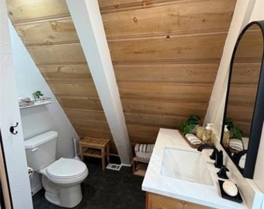 467 Old Mill Lane - Photo Thumbnail 11