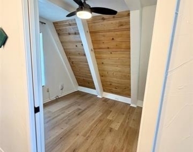 467 Old Mill Lane - Photo Thumbnail 6