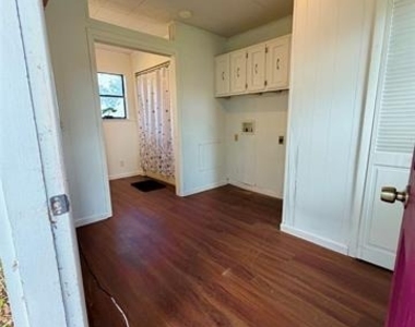 467 Old Mill Lane - Photo Thumbnail 20