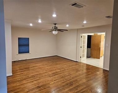 3313 Marquette - Photo Thumbnail 4