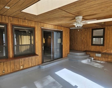 3313 Marquette - Photo Thumbnail 13