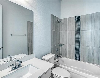 4932 Mckinney Hollow Drive - Photo Thumbnail 19