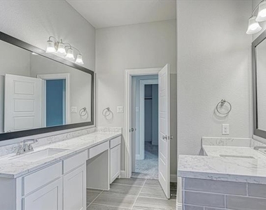 4932 Mckinney Hollow Drive - Photo Thumbnail 35