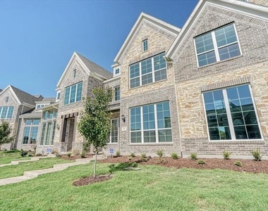 4932 Mckinney Hollow Drive - Photo Thumbnail 2