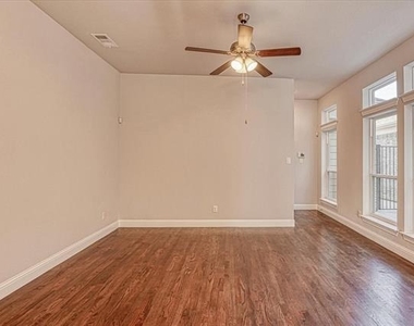 4932 Mckinney Hollow Drive - Photo Thumbnail 9