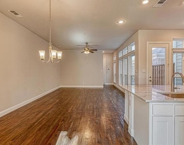 4932 Mckinney Hollow Drive - Photo Thumbnail 4
