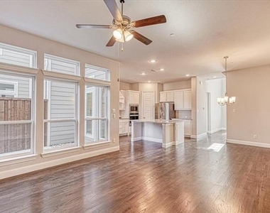 4932 Mckinney Hollow Drive - Photo Thumbnail 6