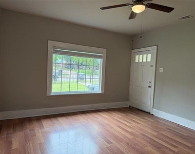 801 Wayne Street - Photo Thumbnail 1