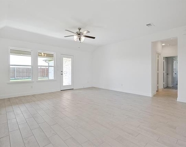 509 Amenduni Lane - Photo Thumbnail 15