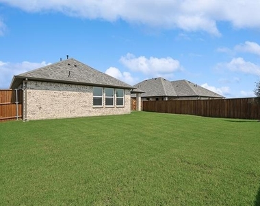509 Amenduni Lane - Photo Thumbnail 32
