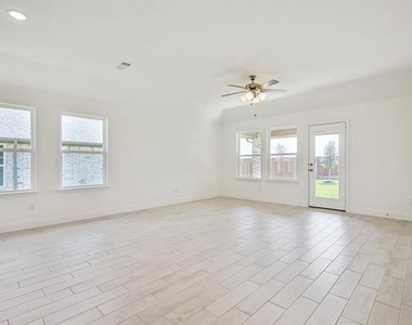 509 Amenduni Lane - Photo Thumbnail 13