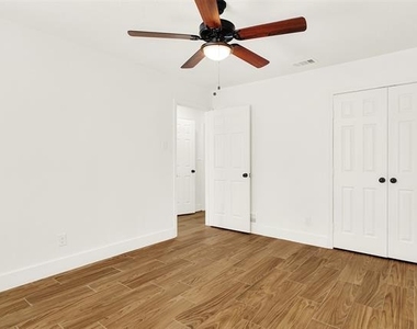 318 Hilltop Avenue - Photo Thumbnail 14