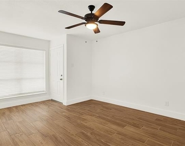 318 Hilltop Avenue - Photo Thumbnail 6