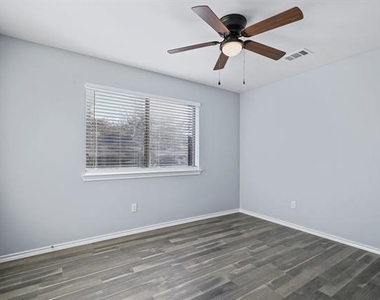 119 Magnolia Street - Photo Thumbnail 13