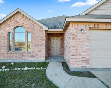119 Magnolia Street - Photo Thumbnail 3