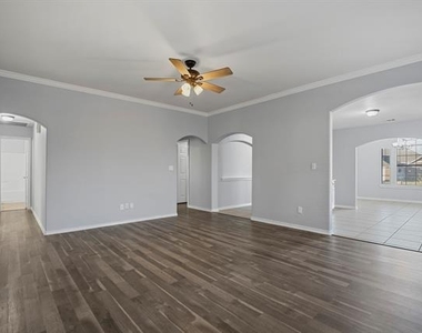 119 Magnolia Street - Photo Thumbnail 4