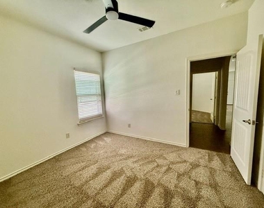 1401 Elkford Lane - Photo Thumbnail 8