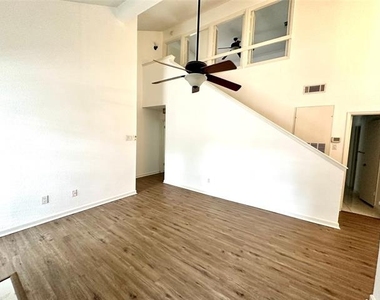 5981 Arapaho Road - Photo Thumbnail 10