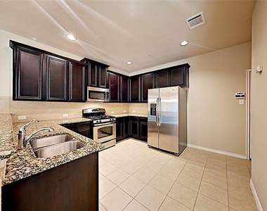 8617 Whitehead Street - Photo Thumbnail 6