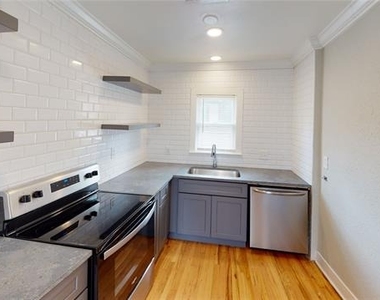 5842 Prospect Avenue - Photo Thumbnail 4