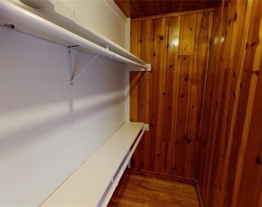 5842 Prospect Avenue - Photo Thumbnail 13