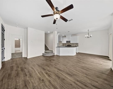 2245 Caniesto Street - Photo Thumbnail 2