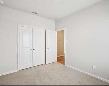 1211 Bridgewalk Drive - Photo Thumbnail 16