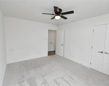 9532 Thorncrown Lane - Photo Thumbnail 17
