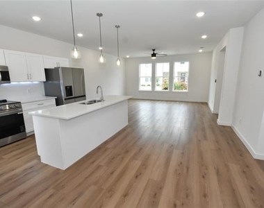 9532 Thorncrown Lane - Photo Thumbnail 12