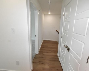 9532 Thorncrown Lane - Photo Thumbnail 32