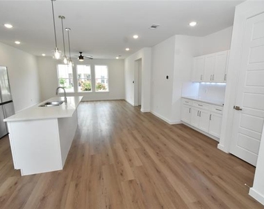 9532 Thorncrown Lane - Photo Thumbnail 13