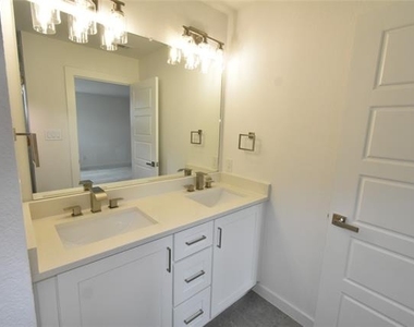 9532 Thorncrown Lane - Photo Thumbnail 26