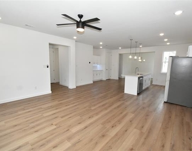 9532 Thorncrown Lane - Photo Thumbnail 6